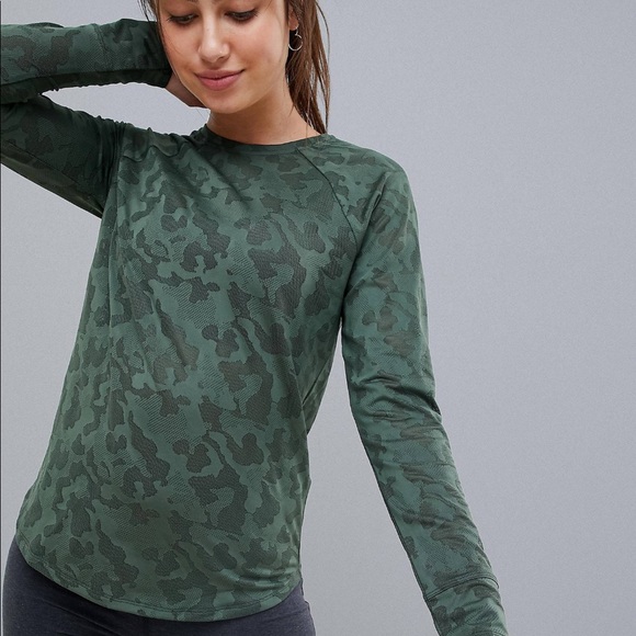 ASOS 4504 long sleeve top in sheer camo | size M - Picture 2 of 4
